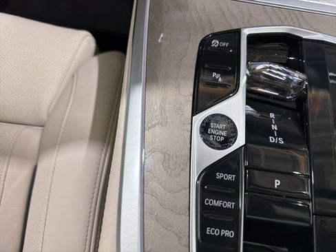 Certified 2023 BMW X7 xDrive40i w/ Executive Package AWD/4WD image 46