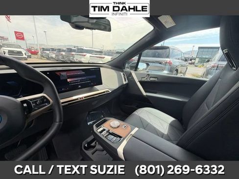 Used 2023 BMW iX xDrive50 w/ Premium Package AWD/4WD image 12