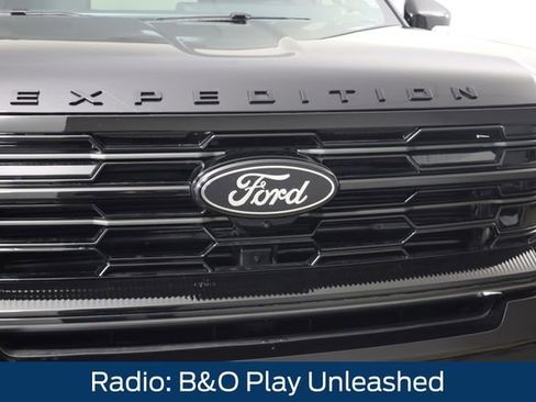 New 2026 Ford Expedition Max Platinum w/ Stealth Performance Package AWD/4WD image 13