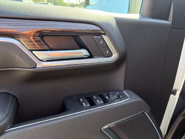New 2026 Chevrolet Silverado 1500 RST w/ LPO, Dark Essentials Package RWD image 19