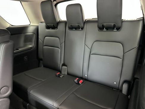 New 2026 Nissan Pathfinder Platinum AWD/4WD image 14