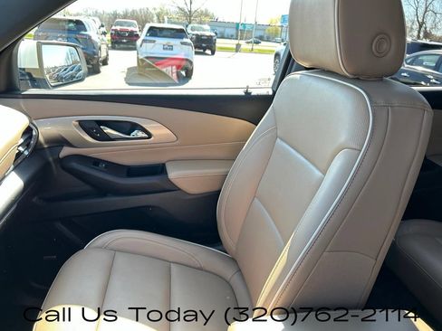 Certified 2023 Chevrolet Traverse Premier AWD/4WD image 30