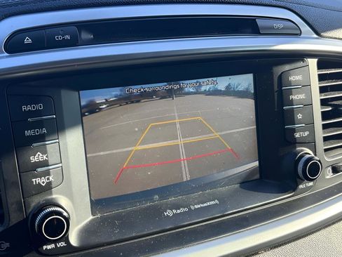 Used 2019 Kia Sorento LX w/ Option Group 020 image 16