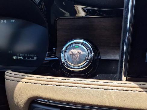 Used 2022 Lincoln Corsair Reserve AWD/4WD image 14