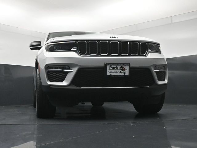 Used 2023 Jeep Grand Cherokee 4WD 4xe image 19