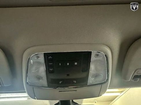 Used 2014 Dodge Durango Limited image 24