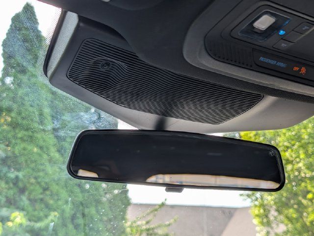 Used 2020 Ford Explorer XLT RWD image 25