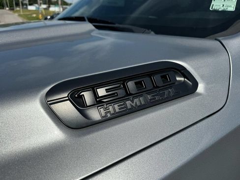 Used 2020 RAM 1500 Big Horn AWD/4WD image 12