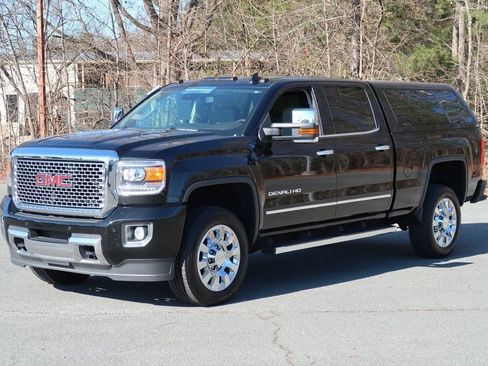 Certified 2016 GMC Sierra 2500 Denali w/ Duramax Plus Package image 1
