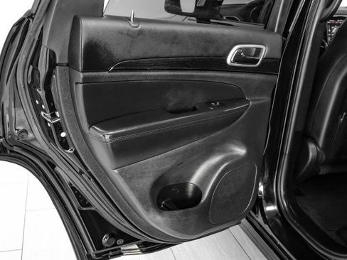 Used 2018 Jeep Grand Cherokee High Altitude image 43