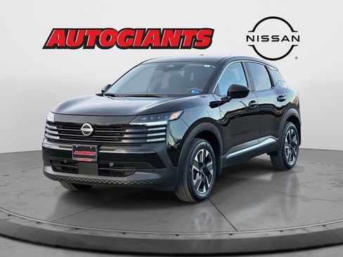 Used 2025 Nissan Kicks SV image 6