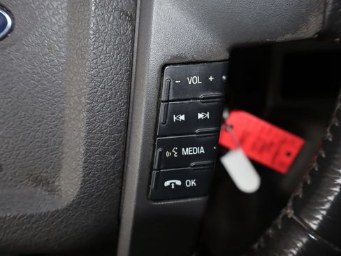 Used 2013 Ford F150 XLT w/ Mid Equipment Group AWD/4WD image 17