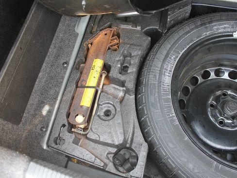 Used 2006 Volkswagen Passat 2.0T image 34