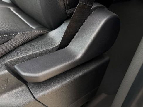 New 2025 Ford Transit 250 148 Medium Roof image 24