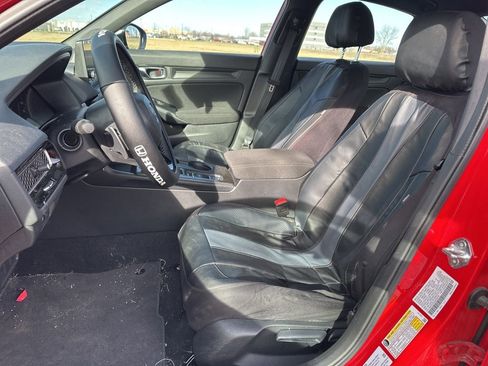 Certified 2025 Honda Civic Sport image 14