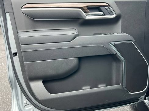New 2026 Chevrolet Silverado 1500 LT AWD/4WD image 16