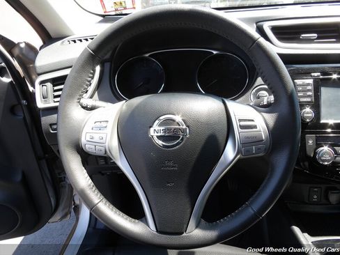 Used 2015 Nissan Rogue SL AWD/4WD image 19