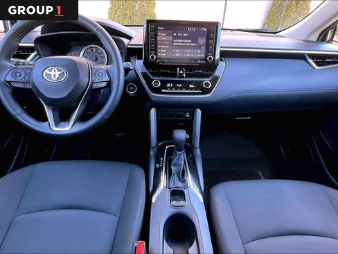 Certified 2022 Toyota Corolla Cross LE image 16