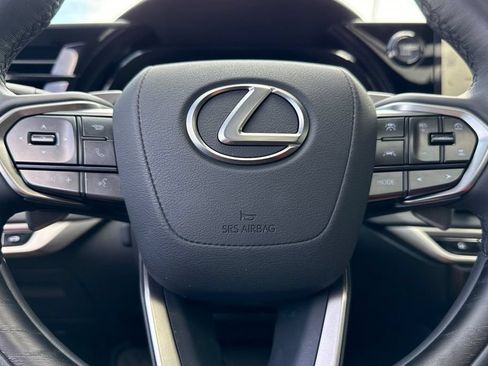 Used 2024 Lexus RX 350 Premium w/ Convenience Package FWD image 24
