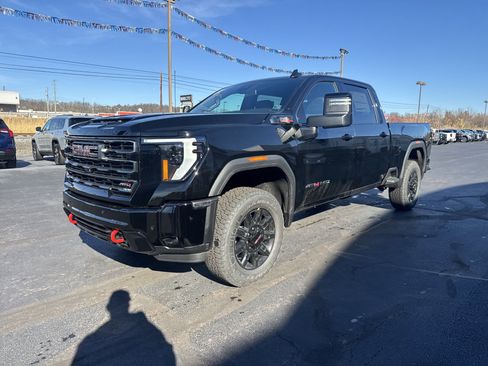 New 2026 GMC Sierra 2500 AT4 image 8