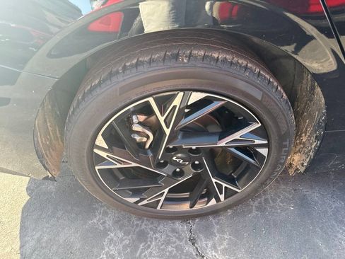 Used 2025 Kia K5 GT-Line AWD/4WD image 19