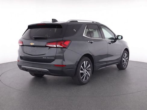 Used 2022 Chevrolet Equinox Premier w/ LPO, Floor Liner Package AWD/4WD image 9
