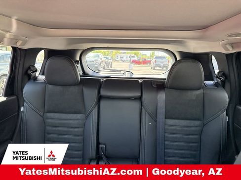 New 2025 Mitsubishi Outlander SE AWD/4WD image 17