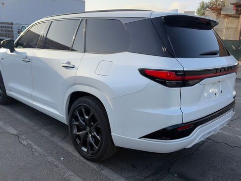 Used 2026 Lexus TX 500h AWD w/ Technology Package image 5