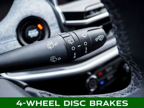 Used 2023 Jeep Compass Latitude image 21