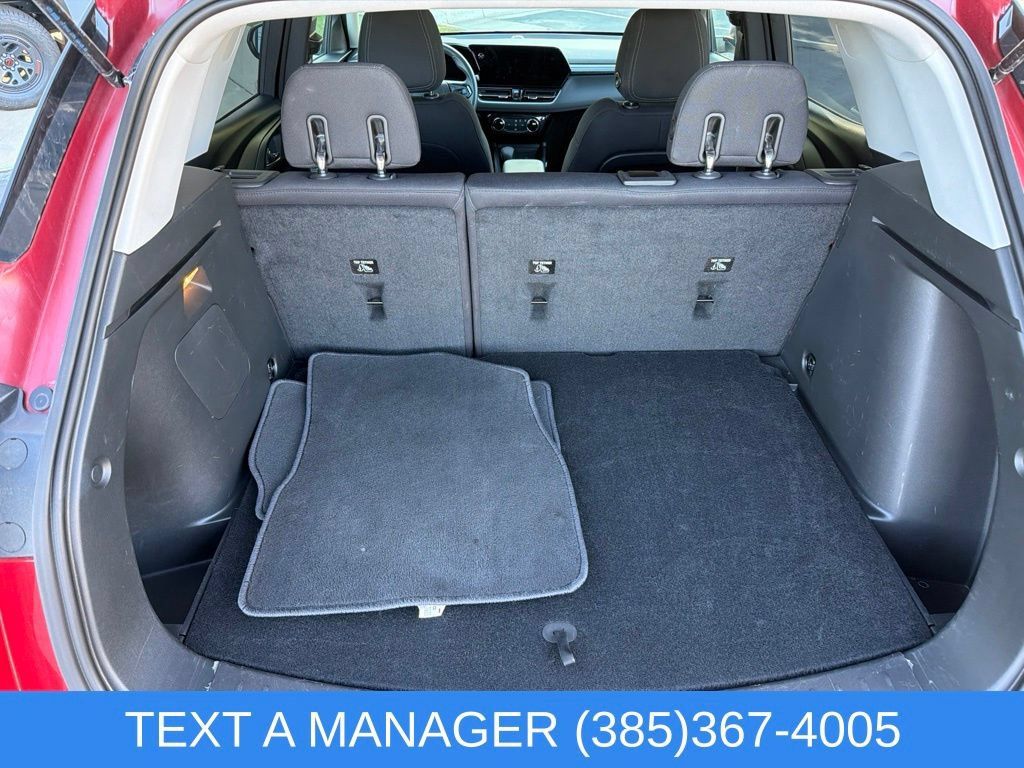 Used 2026 Chevrolet TrailBlazer LT AWD/4WD image 12