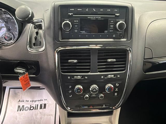 Used 2017 Dodge Grand Caravan SXT FWD image 20