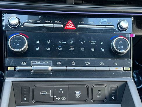 New 2025 Hyundai Santa Fe Calligraphy image 17