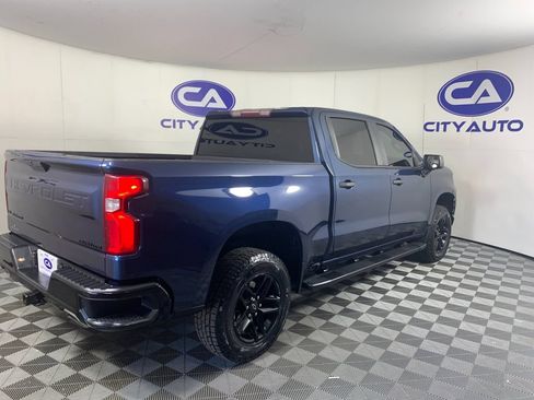 Used 2020 Chevrolet Silverado 1500 Custom Trail Boss w/ Custom Convenience Package AWD/4WD image 3