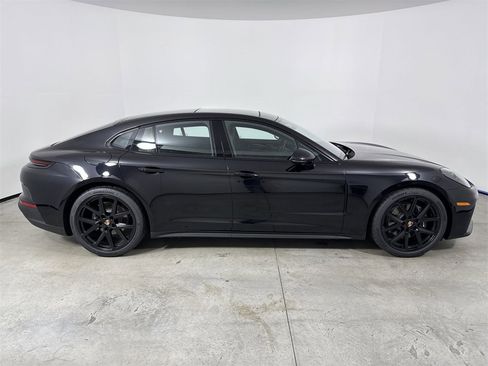New 2026 Porsche Panamera 4 image 8