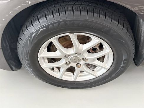 Used 2020 Chrysler Pacifica Touring-L FWD image 31