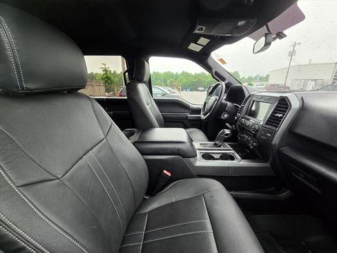 Used 2018 Ford F150 XLT w/ Equipment Group 302A Luxury AWD/4WD image 7