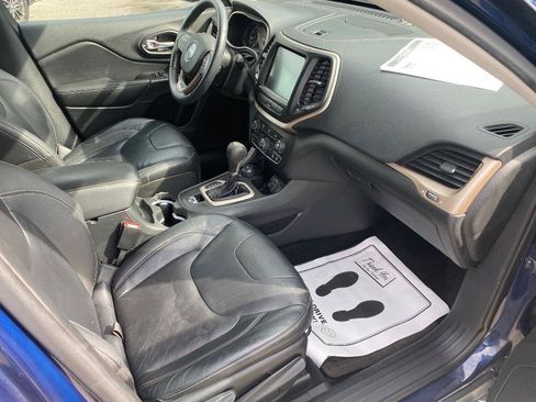 Used 2014 Jeep Cherokee Limited AWD/4WD image 22