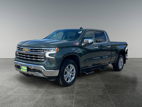 Used 2025 Chevrolet Silverado 1500 LTZ w/ LTZ Premium Package image 3