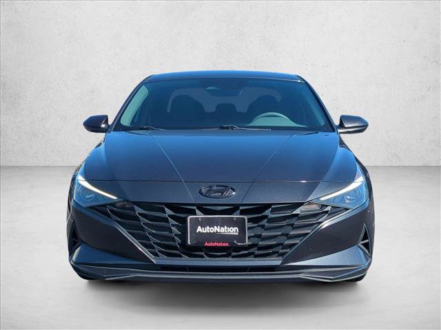 Used 2021 Hyundai Elantra SEL w/ Cargo Package FWD image 2