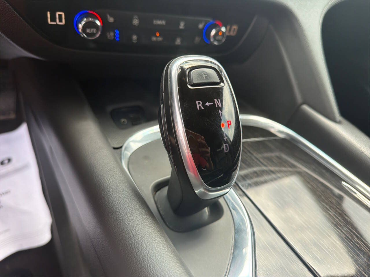 Used 2020 Buick Enclave Avenir w/ Avenir Technology Package AWD/4WD image 40