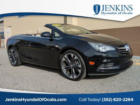 Used 2019 Buick Cascada Premium image 1