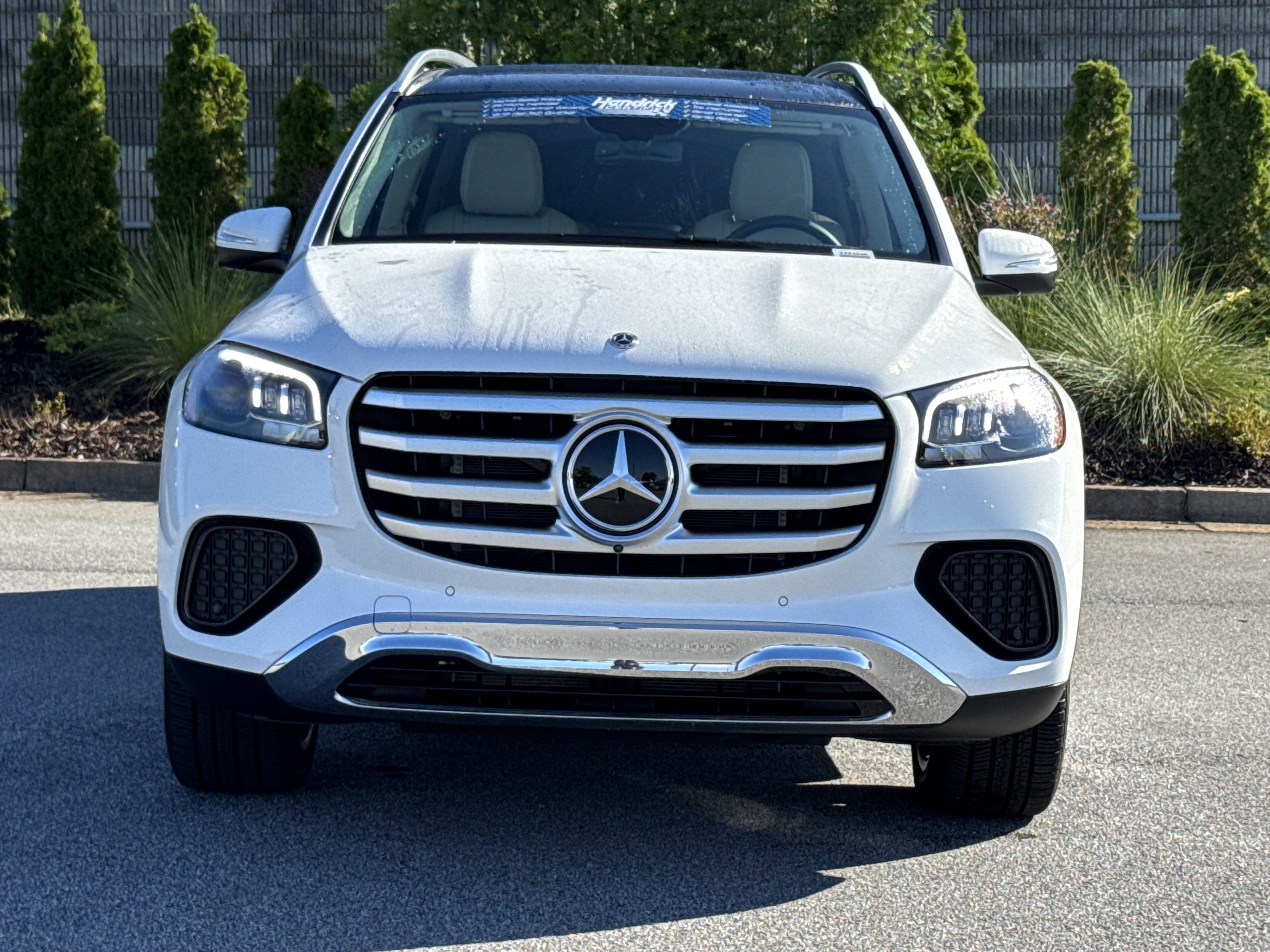 Used 2025 Mercedes-Benz GLS 450 4MATIC image 3
