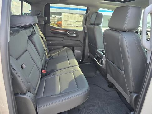 New 2026 GMC Sierra 1500 Denali w/ Denali Reserve Package AWD/4WD image 13