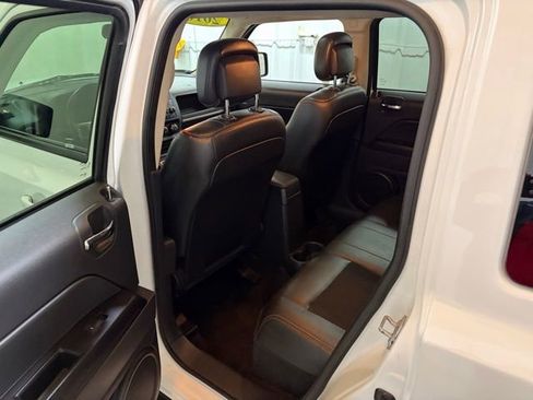 Used 2016 Jeep Patriot 75th Anniversary w/ Power Value Group image 22