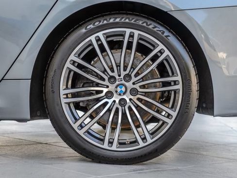 Used 2018 BMW 540i w/ M Sport Package RWD image 14