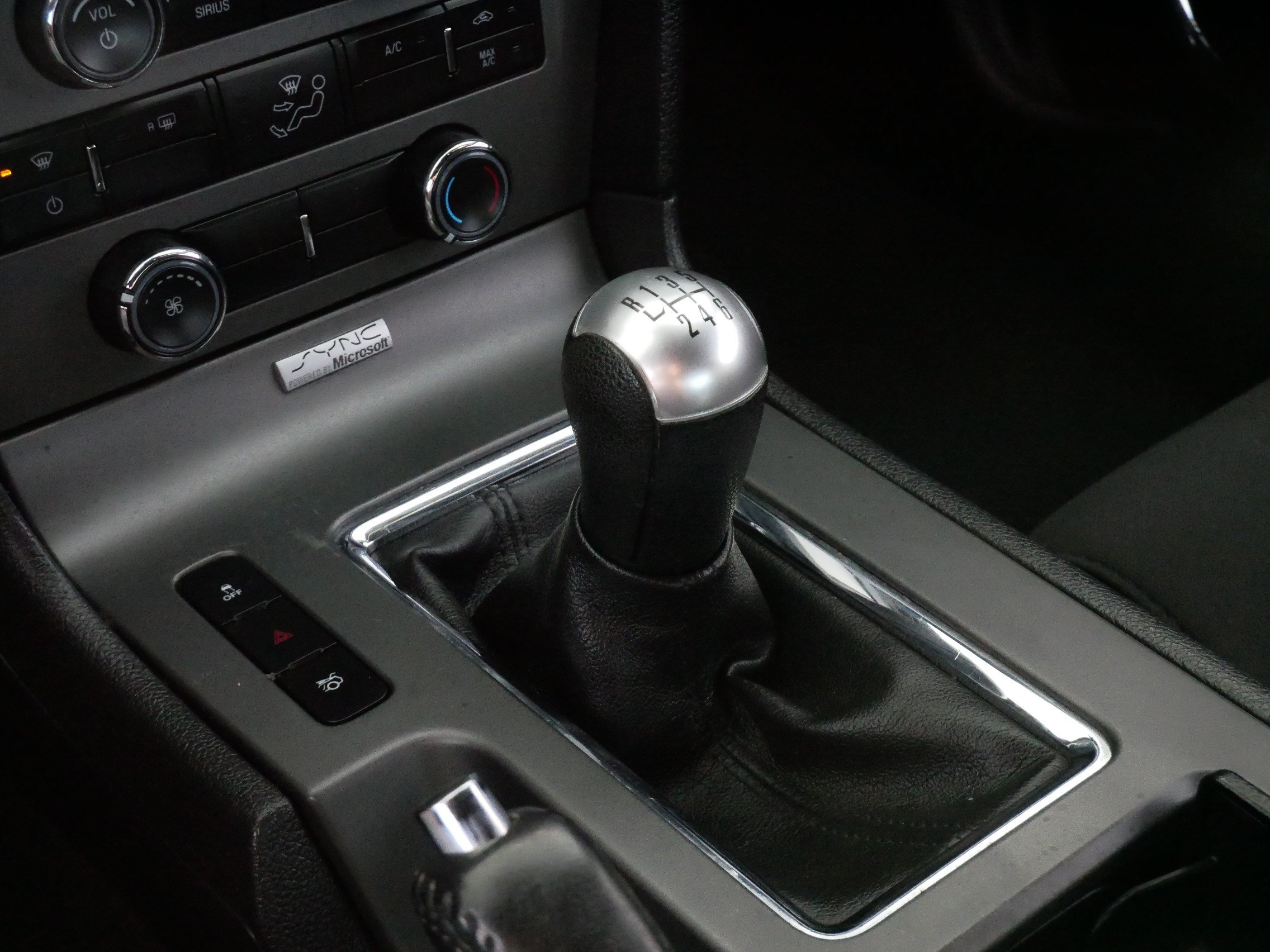 Used 2014 Ford Mustang Premium RWD image 24
