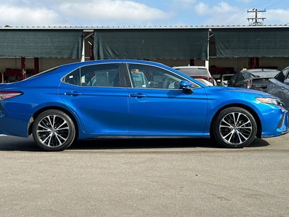 Used 2018 Toyota Camry SE
