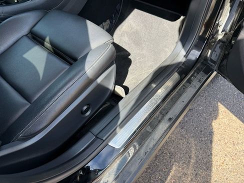 Used 2019 Mercedes-Benz GLA 250 4MATIC image 24