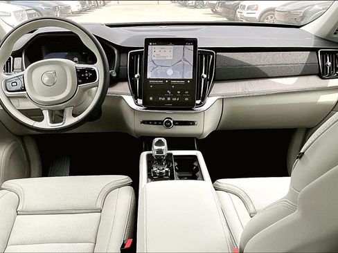 New 2026 Volvo XC90 B6 Ultra w/ Protection Package image 8
