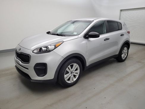 Used 2018 Kia Sportage LX FWD image 2